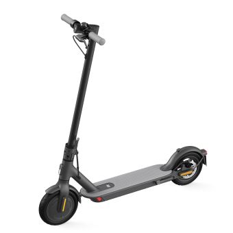 Trottinette électrique Xiaomi Mi Electric Scooter Essential avec un cadenas 250 W Noir